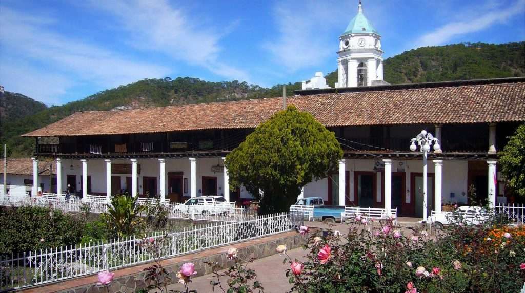 San Sebastian Plaza.