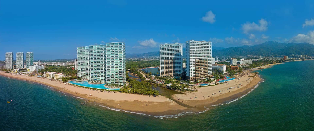 hotelzone, Puerto Vallarta.
